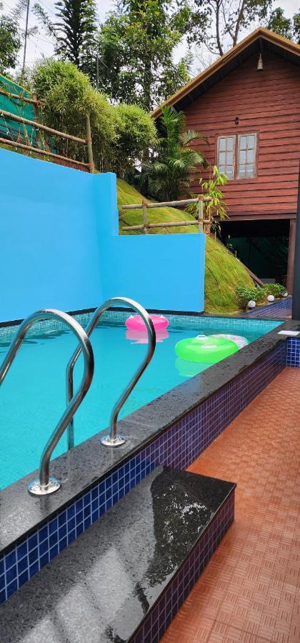 Wayanad Doubletree Villa Vythiri Luaran gambar